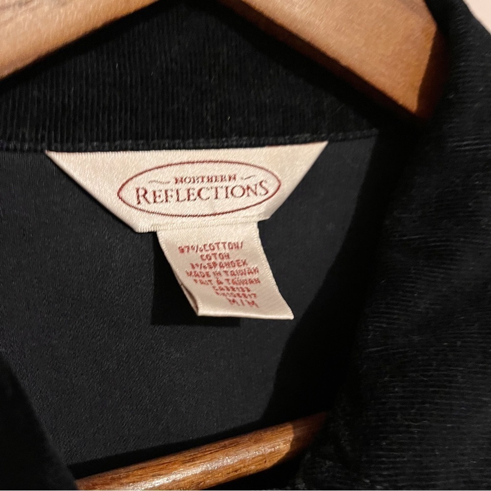 Northern Reflections Vintage Navy Corduroy Vest. Size Medium. - Picture 3 of 8